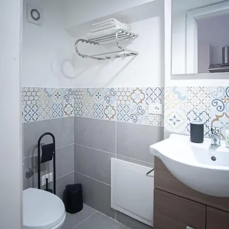 Note Al Massimo Maqueda Cozy Corner *