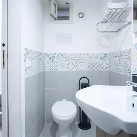 Apartment Note Al Massimo Maqueda Cozy Corner Palermo
